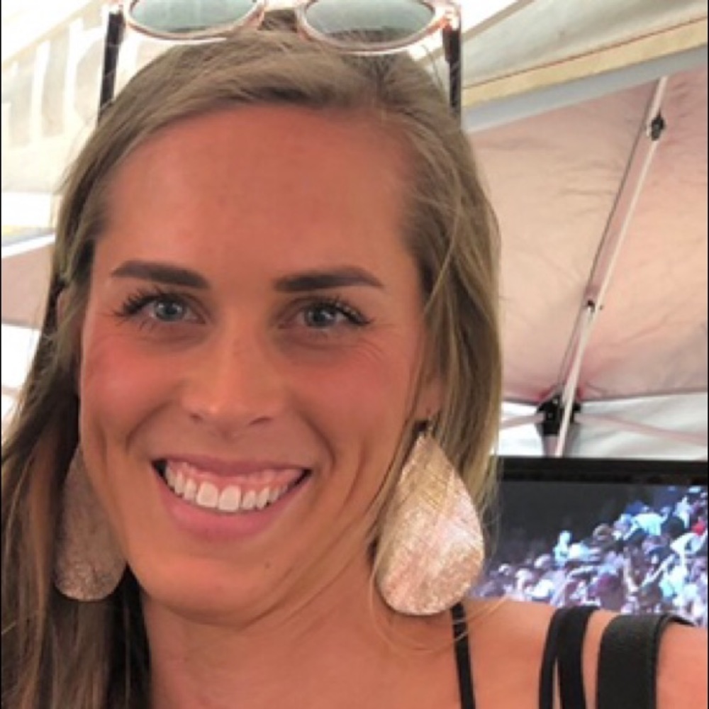 Meet your Posher, Melissa kaye